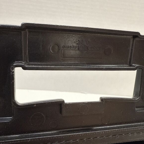 Vintage 1987 Fisher Price Medical Kit Doctor Set Black Bag Cast Blood Pressure - Picture 8 of 8